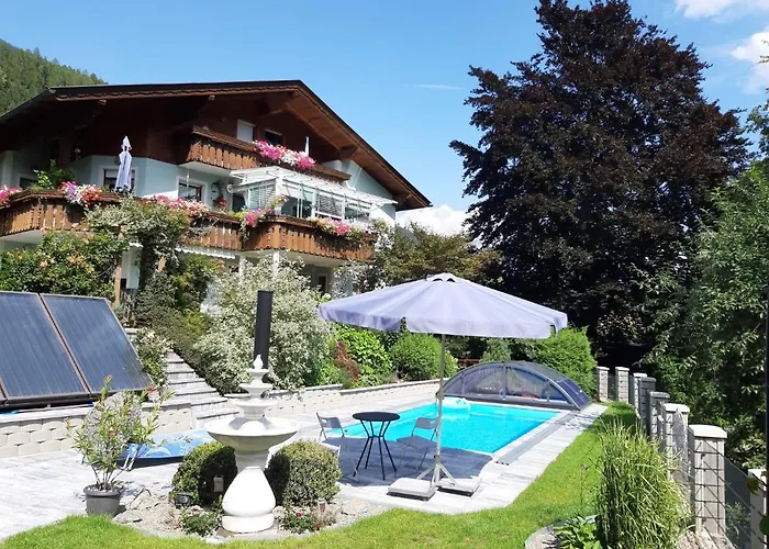 Anna Zechner Apartment Flattach