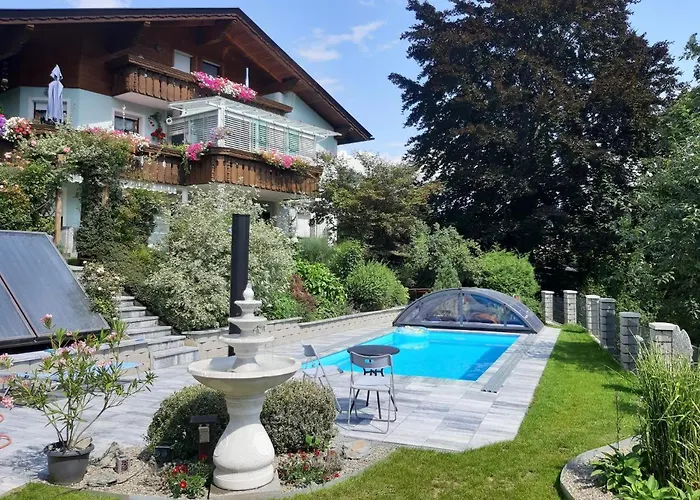 Anna Zechner Apartment